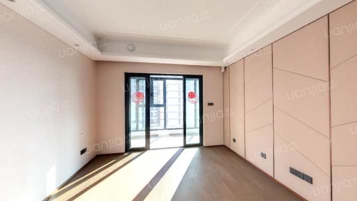 颐和铂湾二手房实景图