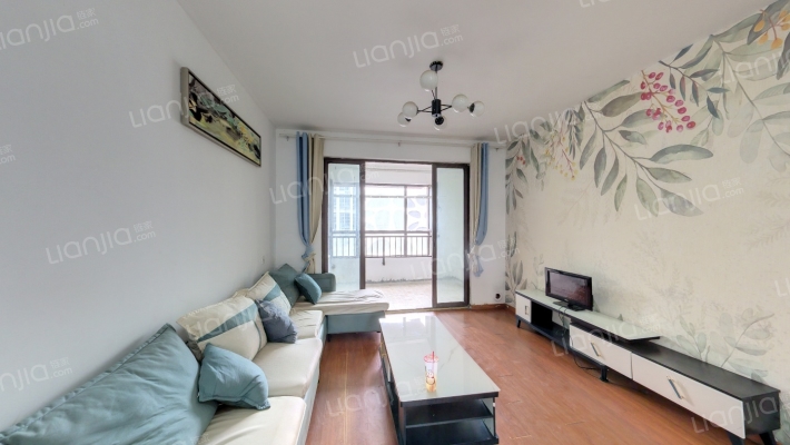 万达临湖苑E区二手房实景图