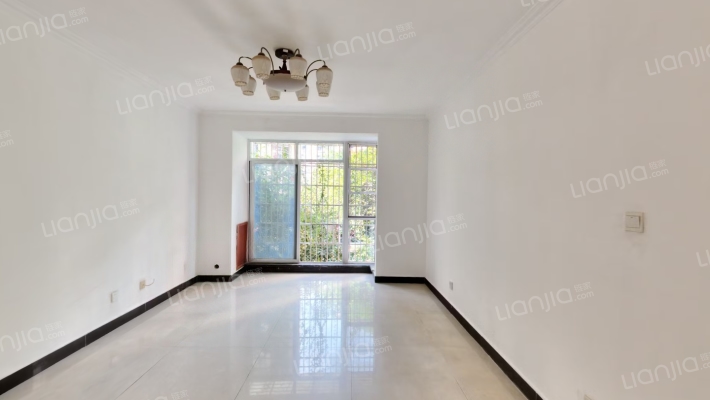 金荷名邸二手房实景图