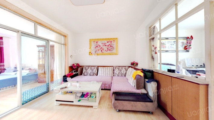 育红小区二手房实景图