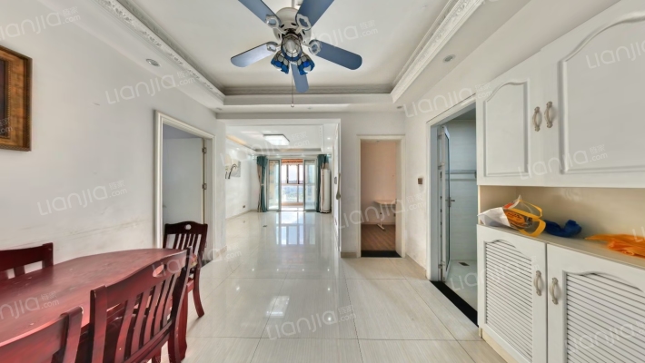 万裕龙庭水岸二手房实景图