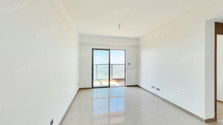 中粮鸿云二手房实景图