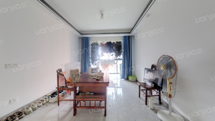 堰湖山庄东区二手房实景图