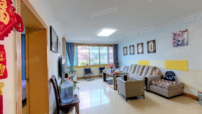 鑫荣花园二手房实景图