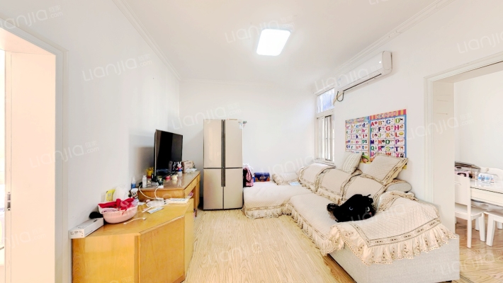 石化宿舍二手房实景图