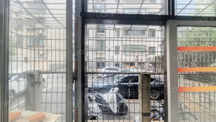 岳阳市人大炮台山宿舍二手房实景图