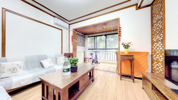 温哥华花园二手房实景图