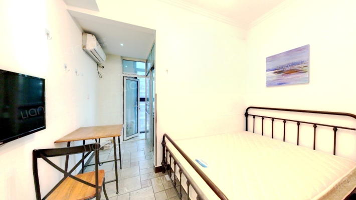 青年公寓二手房实景图