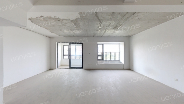 前海湾二手房实景图