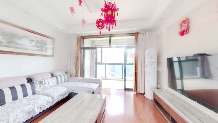 阅景台二手房实景图