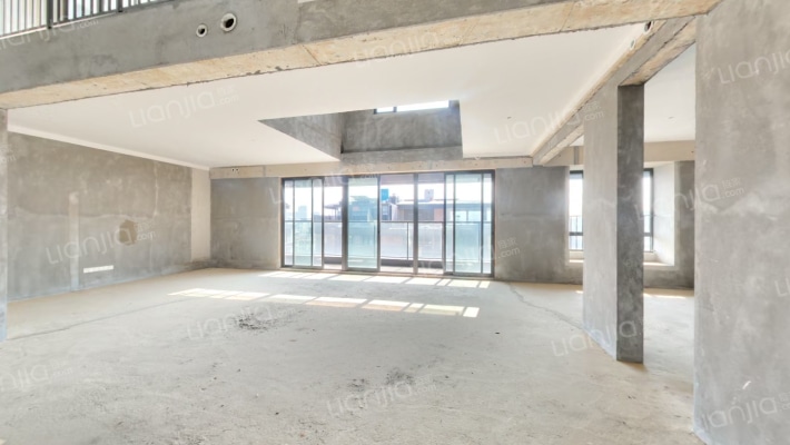 金地湖山樾二手房实景图