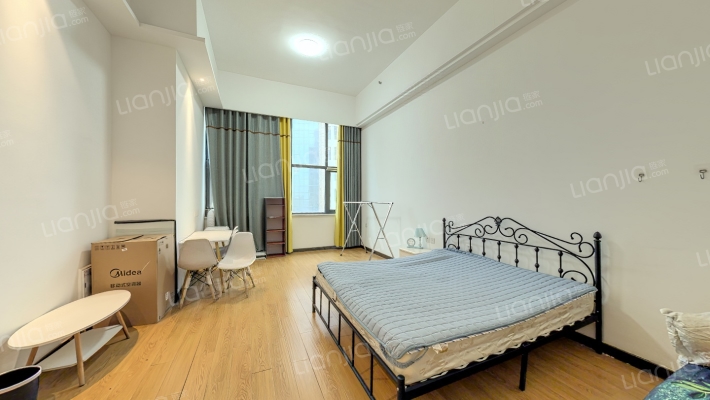 米克公寓二手房实景图