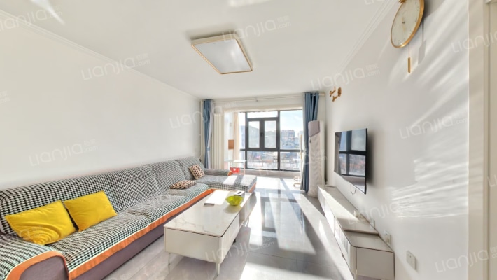 鸿顺园西区二手房实景图