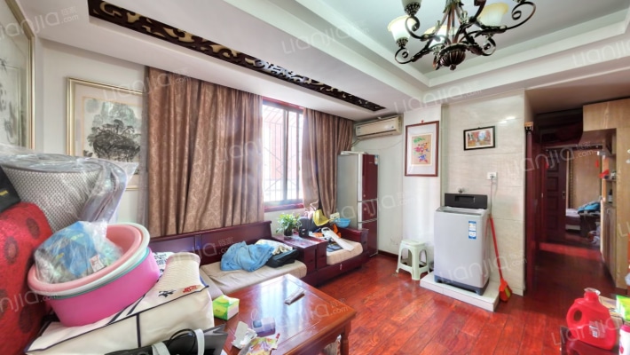 玉沙路201号二手房实景图