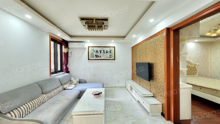 万泰华庭二手房实景图