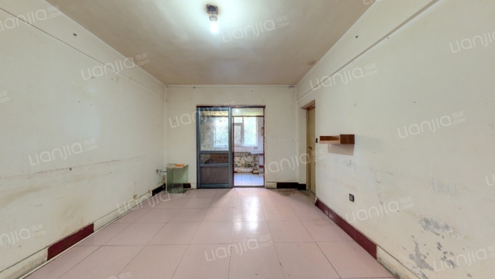 工业品公司家属楼二手房实景图