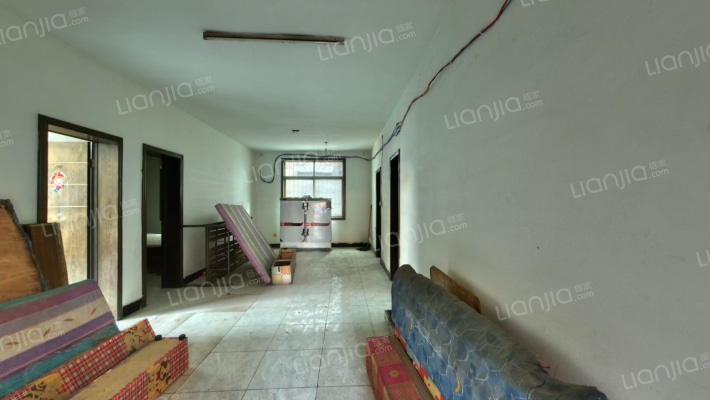 二里井西队二手房实景图