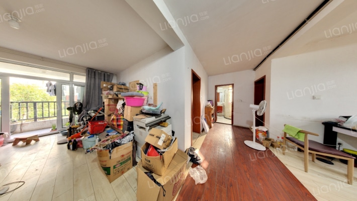 湖畔香榭二手房实景图