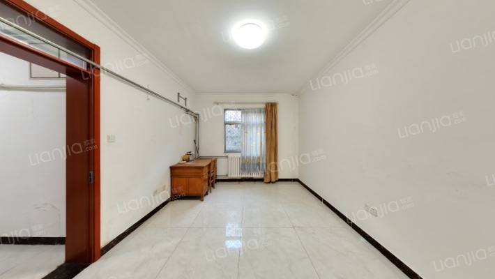 山东行政学院宿舍二手房实景图