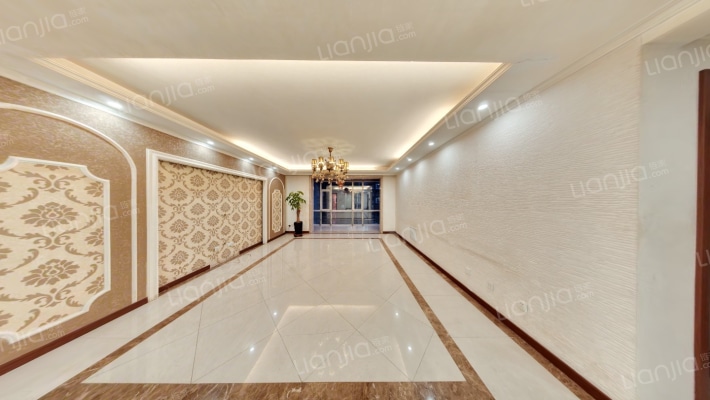 万科蓝山F区二手房实景图