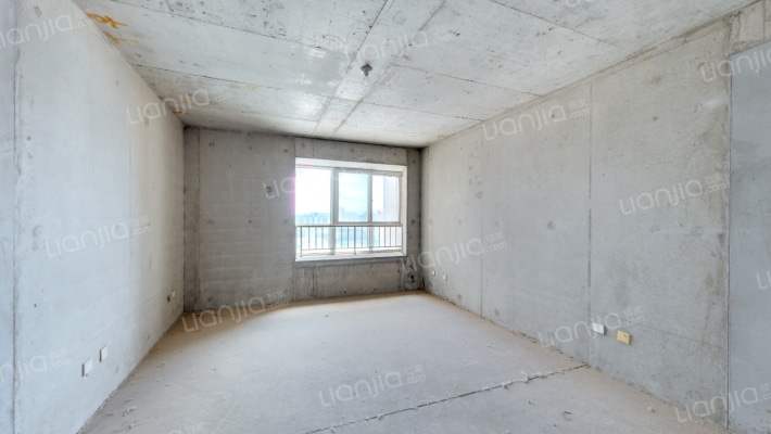 陕汽泾渭国际城二手房实景图