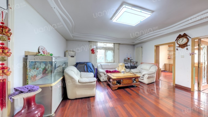 康居小区B区二手房实景图