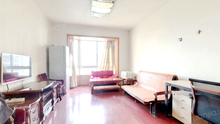 河畔华苑二期二手房实景图