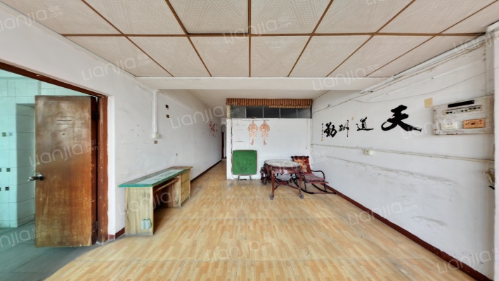 卫国路二手房实景图