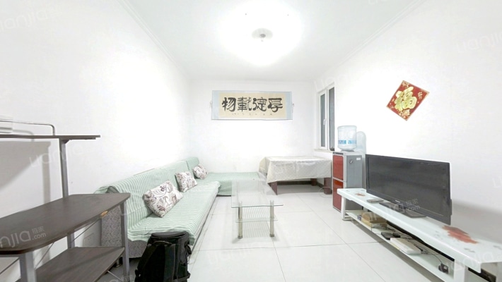 人车分流 配套齐全，出行方便。-客厅