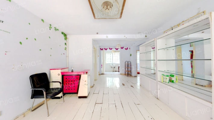 颐和名居二手房实景图