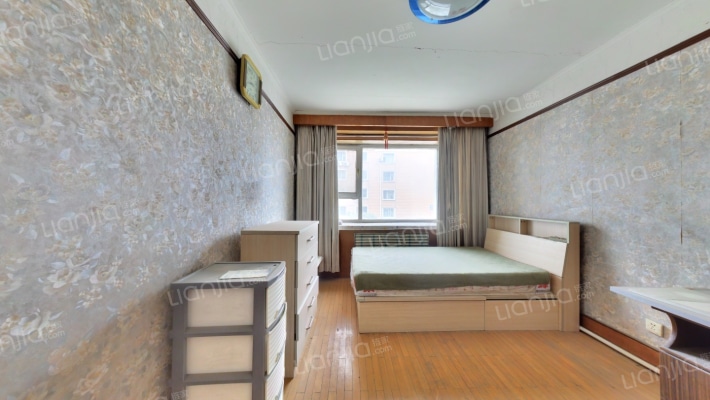 吉林大学朝阳校区住宅区二手房实景图