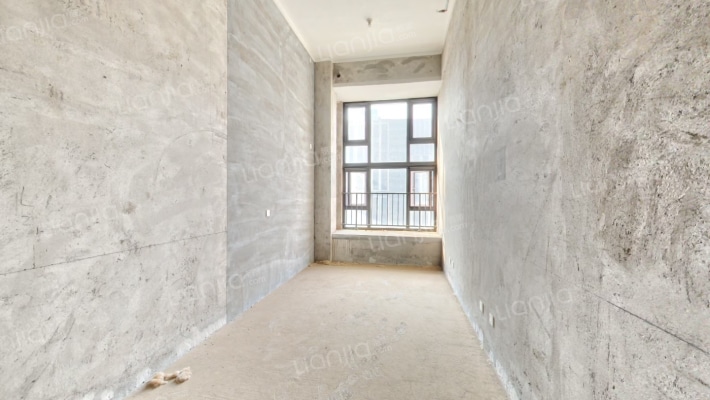 亚新嵩山路新公馆二手房实景图