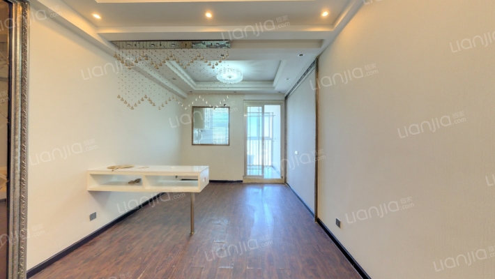 翡翠国际二手房实景图