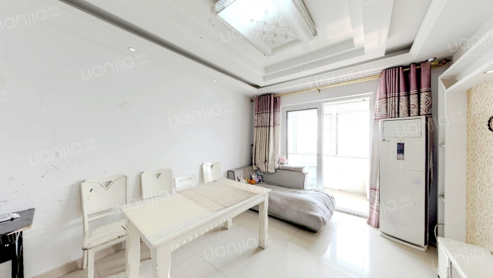 世茂蝶湖湾二手房实景图