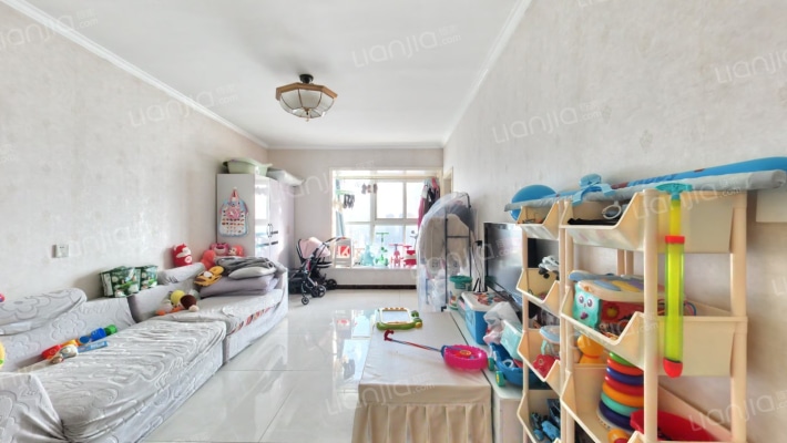 康城棕榈泉二手房实景图