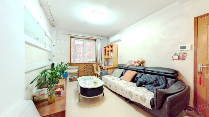 西航南苑小区二手房实景图