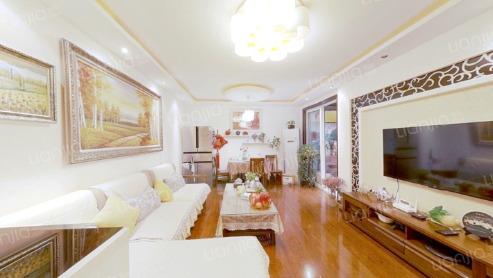 天山绿洲一期二手房实景图