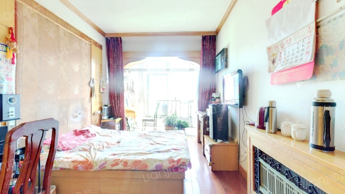 东泰小区二手房实景图