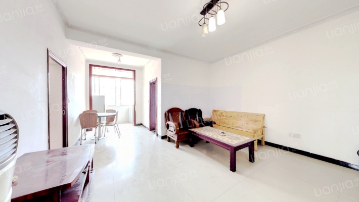 宾朋苑二手房实景图