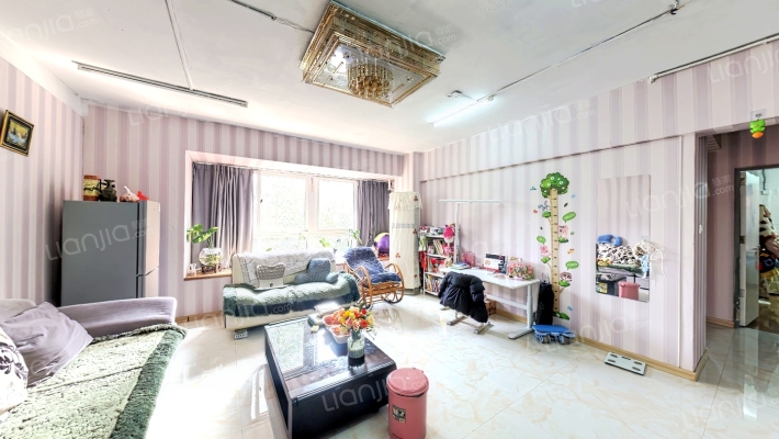 东江锦园二手房实景图