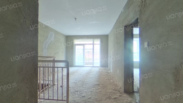 公园世家二手房实景图