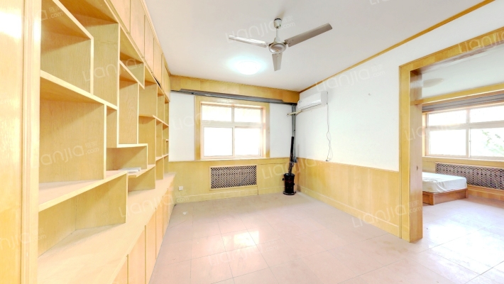 制锦市少年路二手房实景图