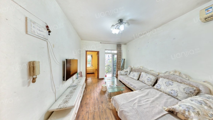 耐德佳苑二手房实景图