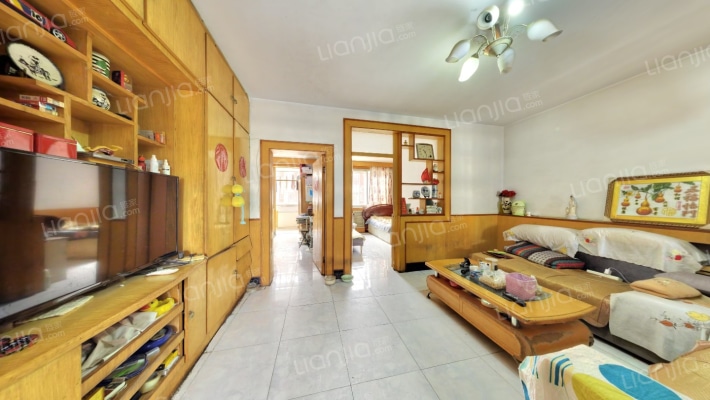 龙福里公交楼二手房实景图