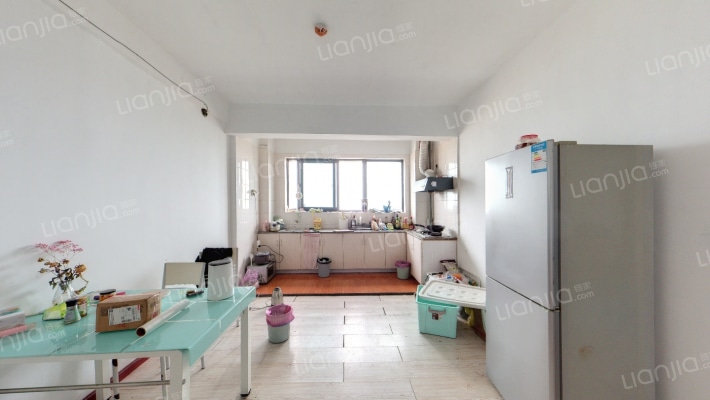 无名大厦二手房实景图