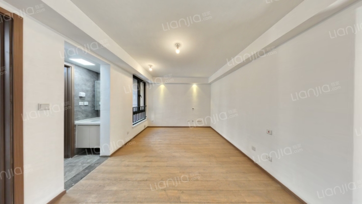 中交锦数双河苑南区二手房实景图