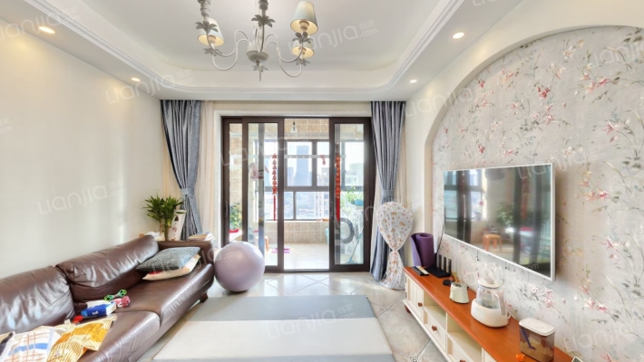 绿地华尔道二手房实景图