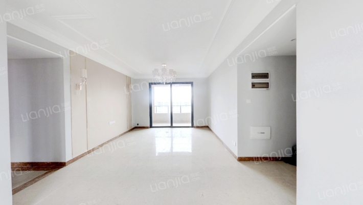 东台恒大翡翠龙庭二手房实景图