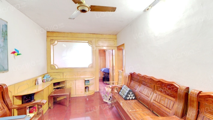 湖心南路40号二手房实景图