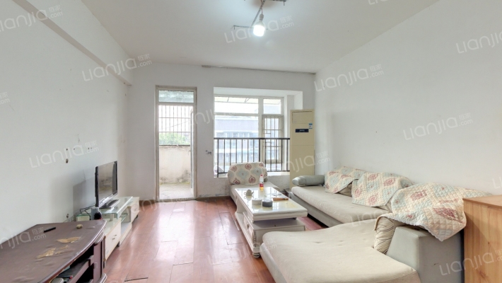 泊岸龙桥二手房实景图